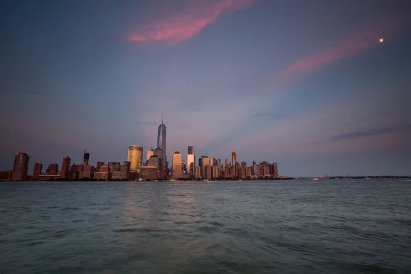 Pemandangan Midtown Manhattan dari J. Owen Grundy Park di New Jersey — Stok Foto