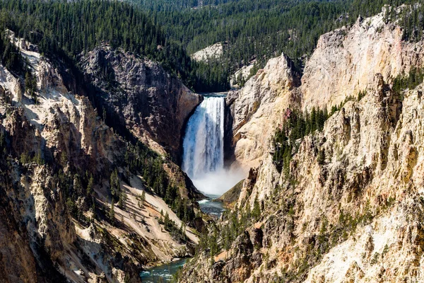 Lower Yellowstone Falls di Taman Nasional Yellowstone — Stok Foto