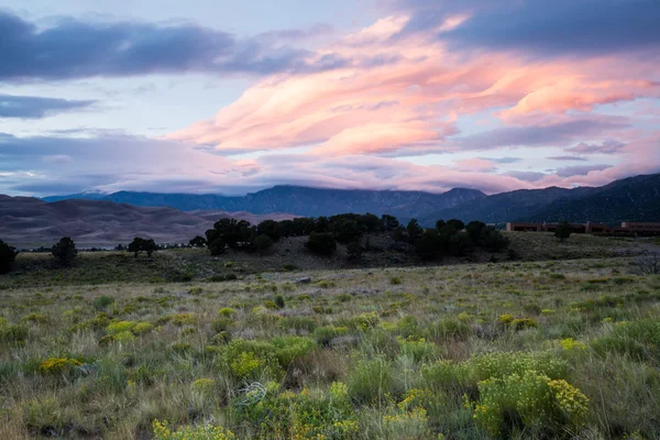 Parque Nacional Great Sand Dunes al atardecer — Foto de Stock