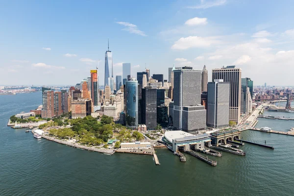 Utsikt över Manhattan från en helikopter i New York — Stockfoto