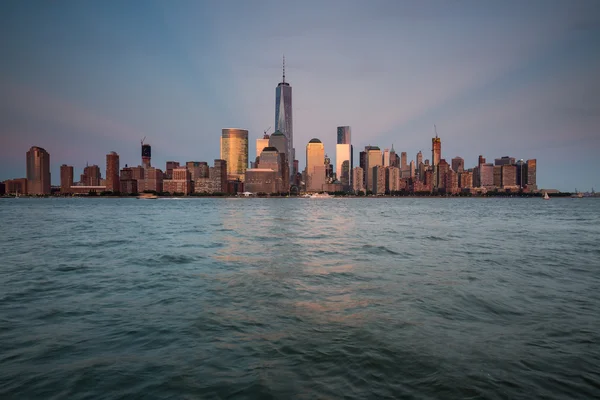 Vistas de Midtown Manhattan do Parque J. Owen Grundy no lado de Nova Jersey — Fotografia de Stock