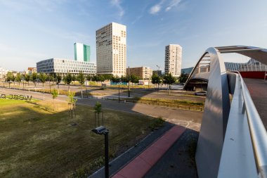 Zürih'in çeşitli mimari görünümünü ünlü kartpostal