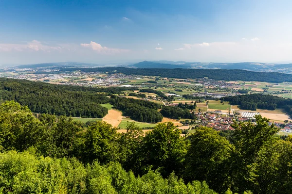 Uitzicht vanaf de berg Lagern naar Zürich — Stockfoto