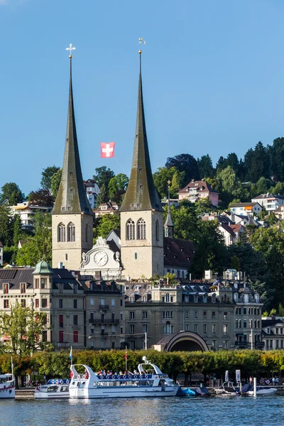 Utsikt över staden Lucerne i Schweiz — Stockfoto