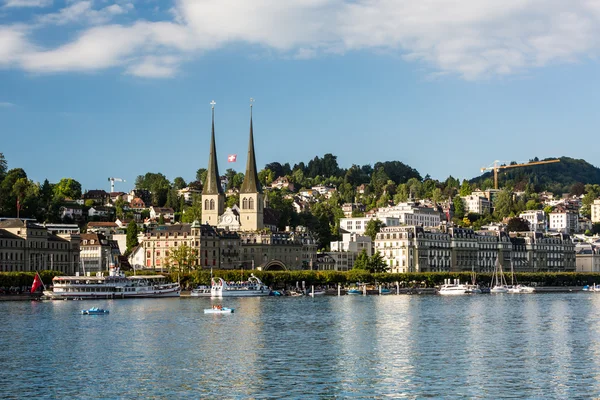 Utsikt över staden Lucerne i Schweiz — Stockfoto
