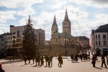 Zilina şehir merkezinde ana kare