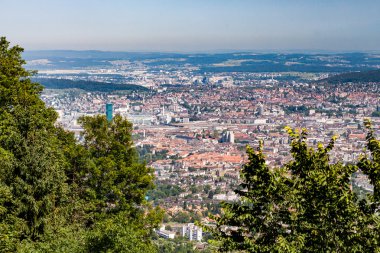 Uetliberg, İsviçre Zürih dağdan görüntülemek