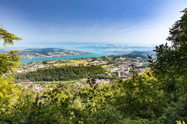 Uetliberg, İsviçre Zürih dağdan görüntülemek