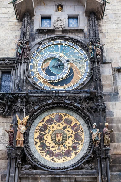 Relógio astronômico em Praga, República Checa — Fotografia de Stock