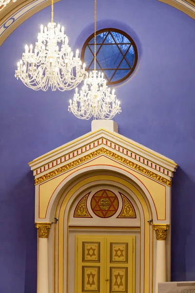 Innenansicht einer renovierten Synagoge in Ruzomberok, Slowakei — Stockfoto