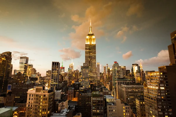 Нью-Йорк - центр Манхэттена на закате 23 августа 2015 года — стоковое фото