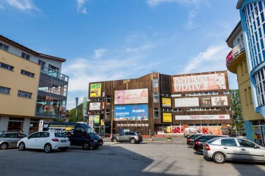 Yaya bölgesi Ruzomberok, Slovakya'nın şehrin manzaralarını