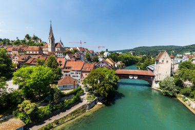 Limmat Nehri görünümünü ve Baden İsviçre