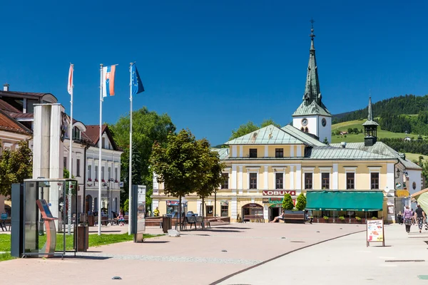 Centru města Dolný Kubín na Slovensku — Stock fotografie