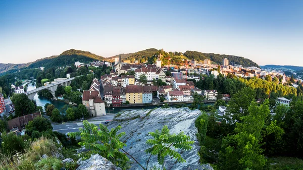 Widok z góry Lagern do miasta Baden i rzeki Limmat — Zdjęcie stockowe