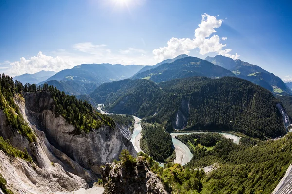 Vista del Cañón del Rin en el Valle de Trin, Graubunden, Suiza — Foto de Stock