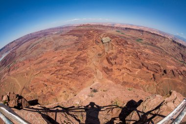 Antiklinali gözden kaçırmak, Canyonlands Milli Parkı