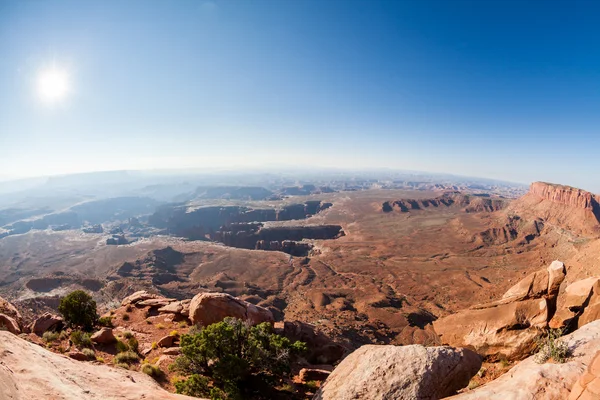 조회 Canyonlands 국립 공원의 흰색 테두리도로 따라. — 스톡 사진