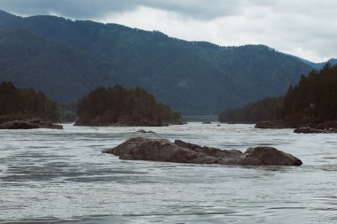 Ust-Sema bölgesindeki Katun Nehri üzerindeki adalar, Gorny Altai