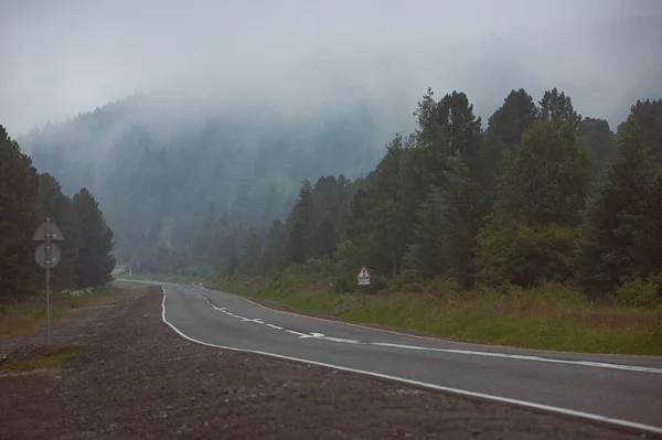 Morning Fog Highway Mountains Gorny Altai Ust Sema — Stock Photo, Image