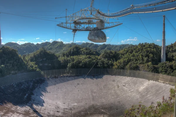 Radiotelescopio del Observatorio Arecibo en Puerto Rico . — Foto de Stock