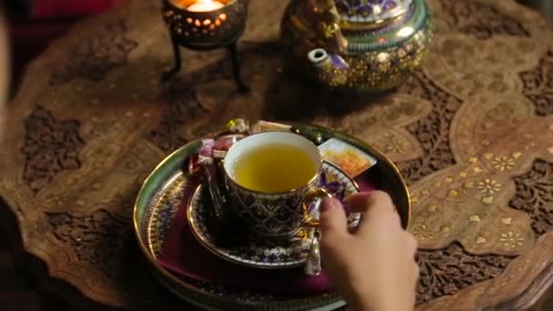Çay Tay tarzında — Stok video