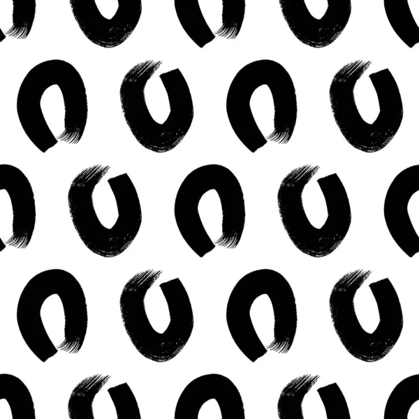Kusursuz desenli, el çizimi, beyaz zemin üzerine çizilmiş karalama çemberleri. Soyut grunge dokusu. Vektör illüstrasyonu
