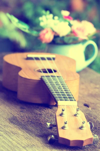 Ukelele Boven Oud Hout — Stockfoto