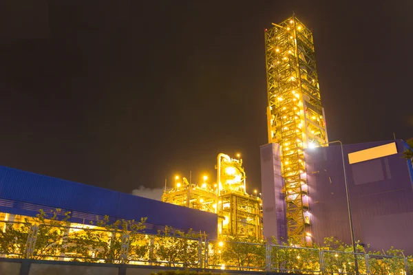 Planta Refinería Petróleo Producción Petróleo Industria Petroquímica Por Noche — Foto de Stock