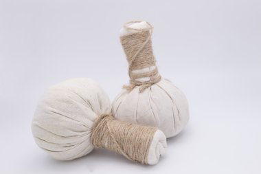 doğal spa malzemeler. Bitkisel kompres top ve ingredien