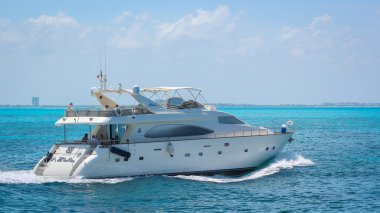 Cancun, Meksika - Ağustos 2012 - lüks yat