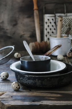 Rustik natürmort vintage mutfak gereçleri ile