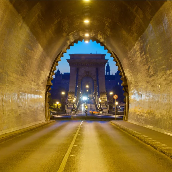 Buda burgtunnel in budapest, ungarisch — Stockfoto