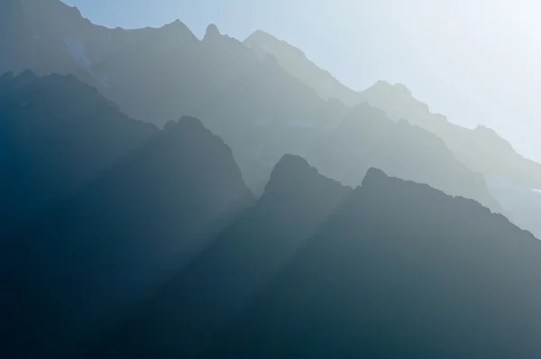 Sommer in den Schweizer Bergen - Berner Alpen — Stockfoto