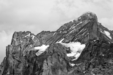 Yaz İsviçre dağlarında - Bernese Alps