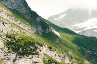 Yaz İsviçre dağlarında - Bernese Alps
