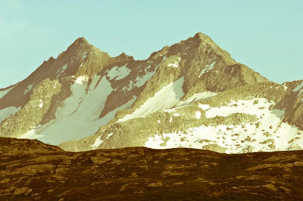 Гримсельпасс в швейцарских горах — стоковое фото