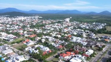 Florianpolis, Santa Catarina 'daki Jurere Internacional kentsel planlama, Oscar Niemeyer tarafından tasarlandı..
