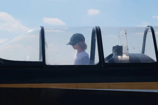 Zhytomyr Ukraine Août 2020 Petit Garçon Dans Cockpit Avion — Photo