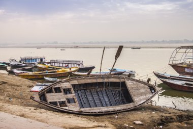 Ganga nehir sabah. Varanasi. Hindistan.