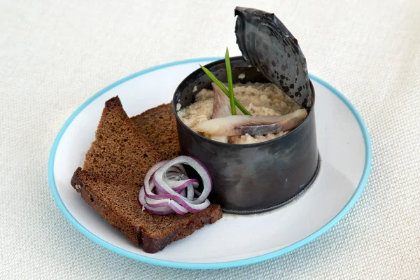 ekmek ile ringa balığı