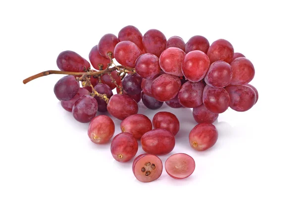 Raisins rouges isolés sur fond blanc — Photo
