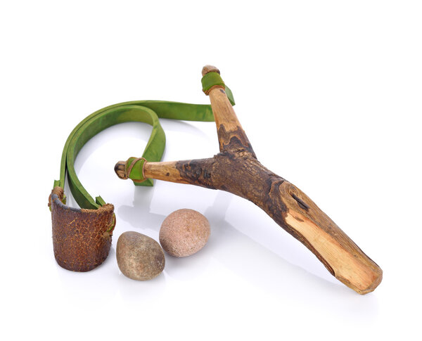 Деревянная рогатка на белом фоне