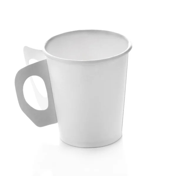 Tasse Papier Kaffee auf weißem Hintergrund — Stockfoto