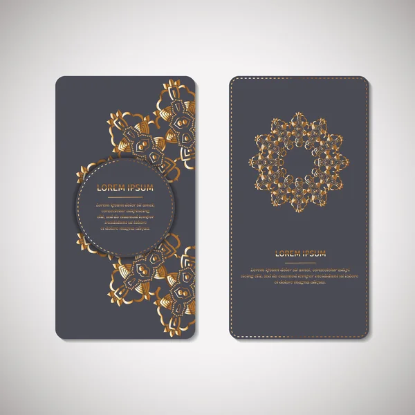 Conjunto de dos tarjetas de oro ornamentales, volantes con mandala oriental de flores sobre fondo azul. Patrón étnico vintage. Motivo indio, asiático, árabe, islámico, otomano. Ilustración vectorial . — Vector de stock