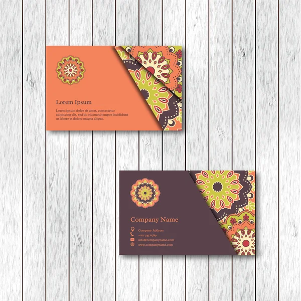 Set van twee decoratieve bloemen mandala kaarten, business, een bezoek aan de sjabloon. Vintage decoratieve elementen. Indiase, Aziatische, Arabische, islamitische, Ottomaanse motief. Vectorillustratie. — Stockvector