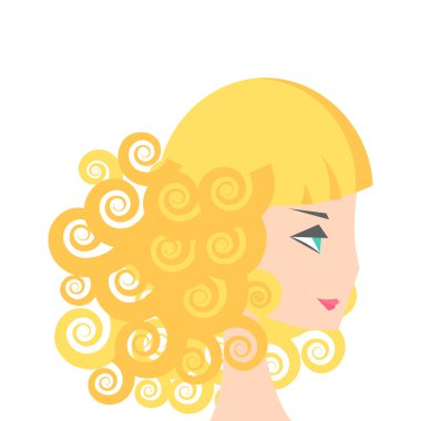 kıvırcık sarı saçlı güzel kadın