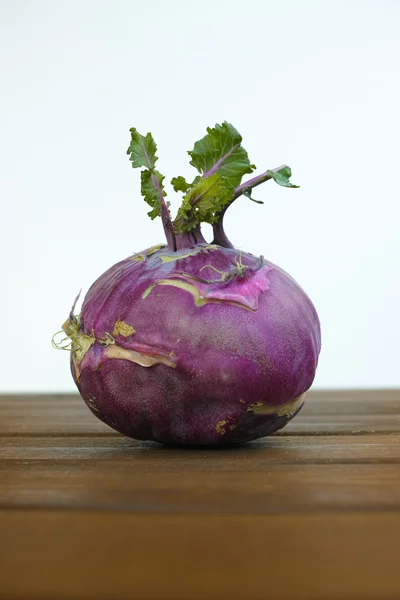 Cabbage purple kohlrabi with green leaves — 스톡 사진