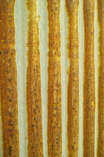 Paslı kıvrımlı demir metal dokusu.