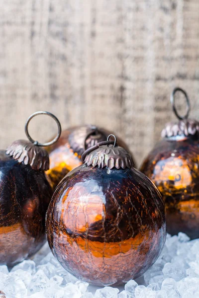 Árbol de Navidad hecho a mano bolas de vidrio pesado —  Fotos de Stock